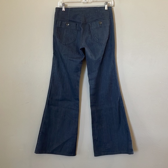 Old Navy, flare legs jeans. - Picture 6 of 10